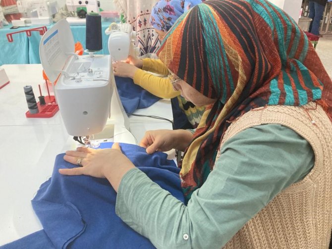 Kadınlar Depremzedeler İçin Seferber Oldu