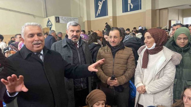 Tekirdağ Valisi Deprem Yardımlarıyla İlgili Konuştu: “Heba Olmaması Lazım”