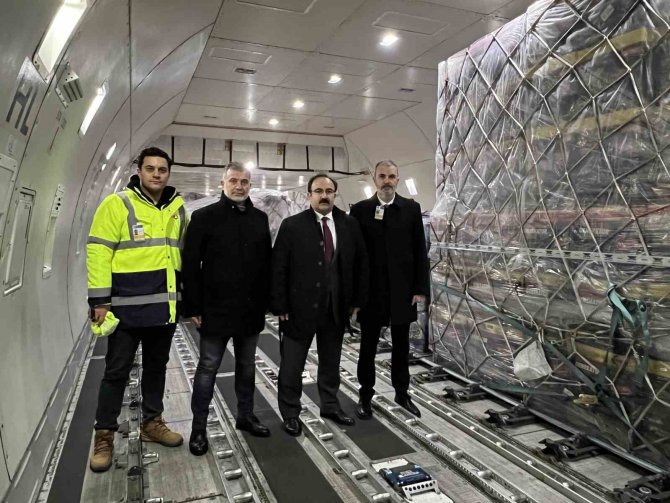 Avrupalı Türklerden Depremzedelere Yardım Seferberliği