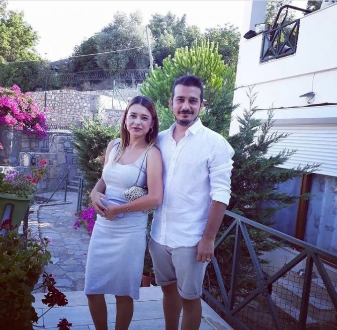 Genç Çift, Depremde Yaşamını Yitirdi