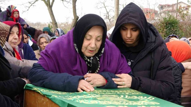 Depremde Hayatını Kaybeden 1’i Çocuk 6 Kişi, Ordu’da Toprağa Verildi