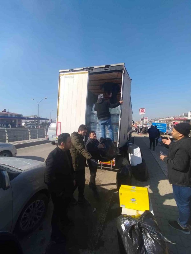 Akdeniz Üniversitesi Öğrencilerinin Yanında
