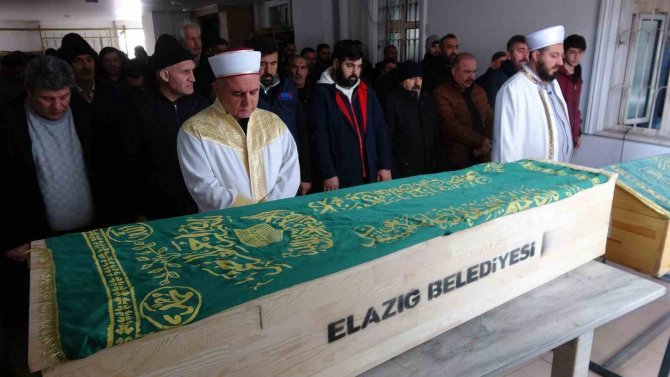 Almanya’dan İzne Geldi, Araba Almak İçin Gittiği Hatay’da Babasıyla Enkaz Altında Kalarak Hayatını Kaybetti