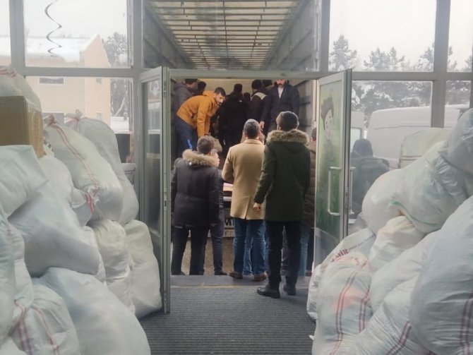 Atatürk Üniversitesinin 3. Yardım Tırı Da Deprem Bölgesine Ulaştı