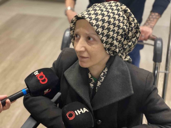 Depremzedeler Yaşadıkları Korkuyu Anlattı: "Biz Biteceğini Sandık Ama Bir Türlü Bitmedi"