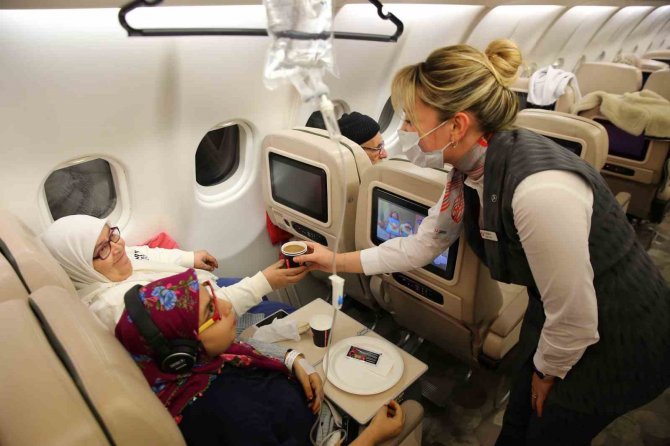 Cumhurbaşkanlığı Uçakları Depremzedeler İçin Seferber