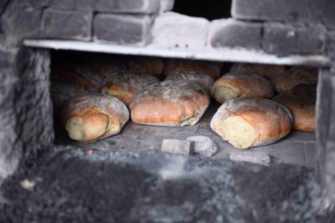 Altıeylül’den Ekmek Seferberliği