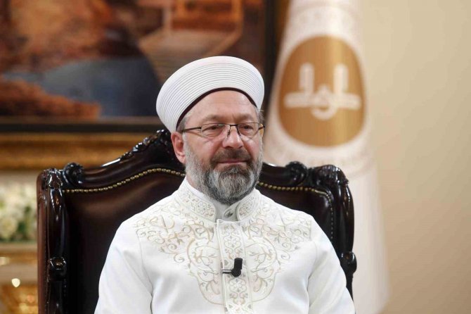 Diyanet İ̇şleri Başkanı Erbaş, Qatar Tv’de Depremzedeler İçin Yapılan Yardım Programına Katıldı