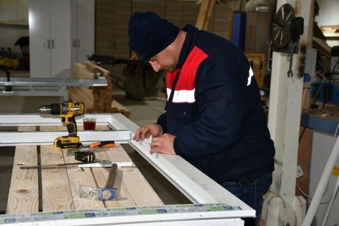 Düzce Belediyesi Tuvalet Ve Lavabo Üretimine Geçti