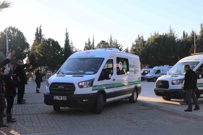 Efeler Belediyesi Deprem Bölgelerine Cenaze Araçları Gönderdi