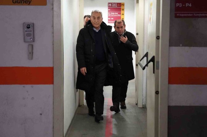 Dursun Özbek: "İ̇lk Başta 100 Konteyner Göndereceğiz, Hedefimiz 500 Konteyner"