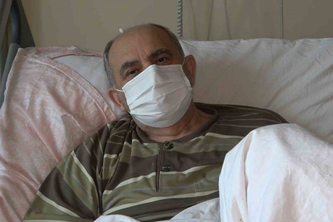 Ziyaret İçin Gittiği Oğlunun Evinde Depreme Yakalanan Vatandaş: "Ailecek Birbirimize Sarıldık"