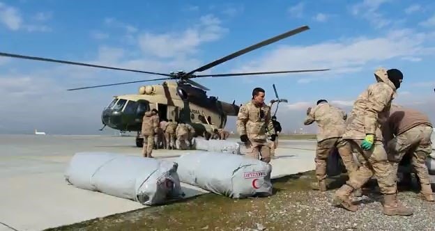 İ̇çişleri Bakanlığı: “Helikopterlerle Vatandaşlarımıza İhtiyaç Malzemesi Sevkiyatımızı Sürdürüyoruz”