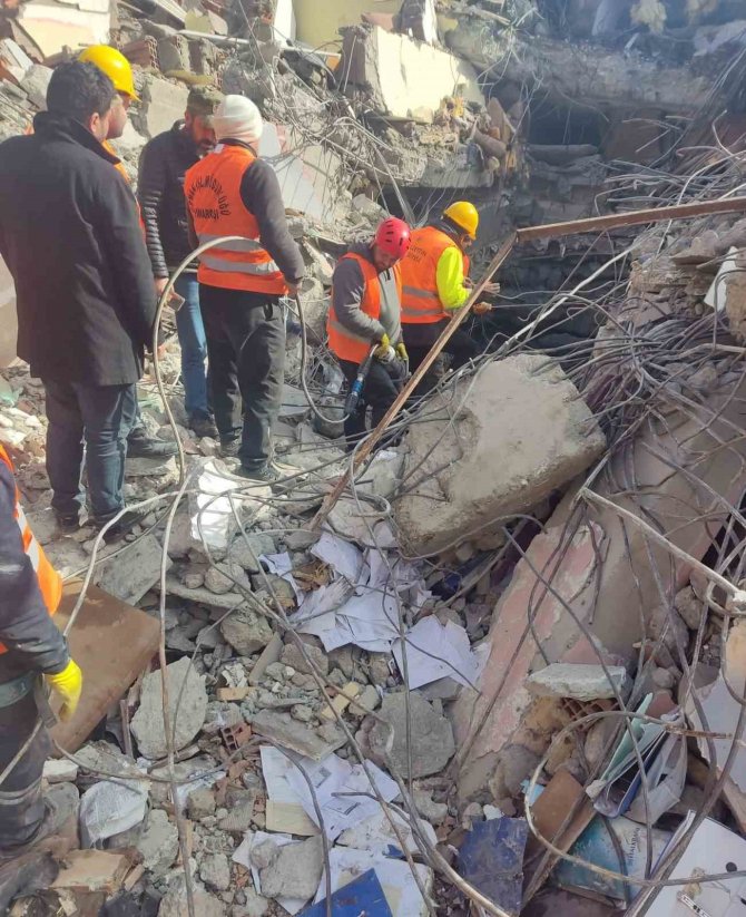 102 Saat Sonra Hayata Yeniden ‘Merhaba’ Dedi