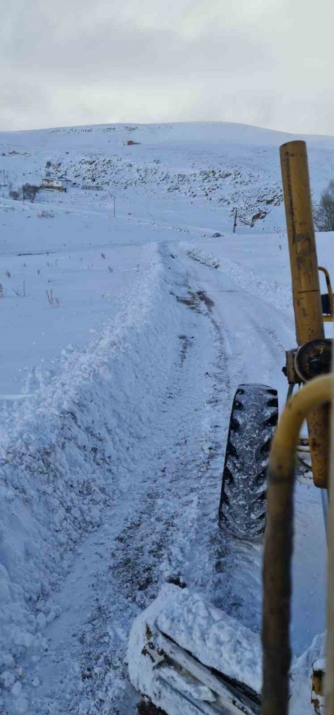 Kapalı 15 Mahalle Yolu Ulaşıma Açıldı