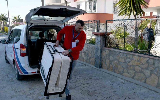 Kuşadası Belediyesi’nden Yardım Köprüsü