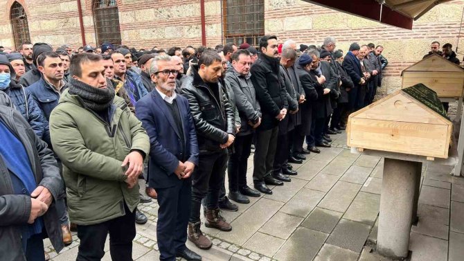 Depremde Hayatını Kaybeden Hatay İ̇şkur İ̇l Müdürü Toprağa Verildi