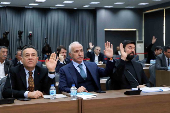 Gültak: "Kentsel Dönüşüm Tek Çözüm"