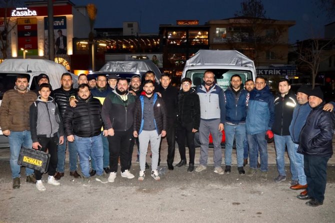 Nazilli Belediyesi Deprem Bölgesinde Çalışmalarını Sürdürüyor