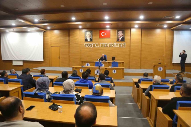 Tuşba Belediyesi Personellerinden Depremzedelere Destek Kampanyası