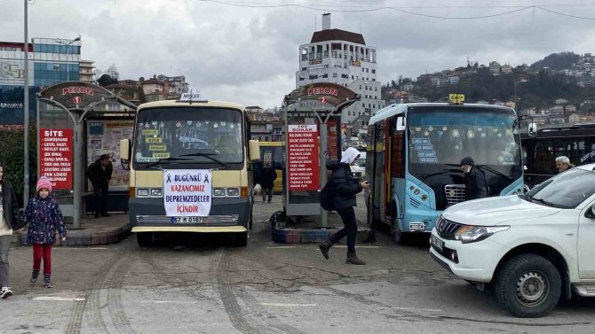 Dolmuşçu Esnafı Depremzedelere Günlük Kazançlarını Bağışladı