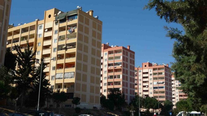 Adana’da Toki̇ Konutları Yüzyılın En Büyük Depremini Hasarsız Atlattı