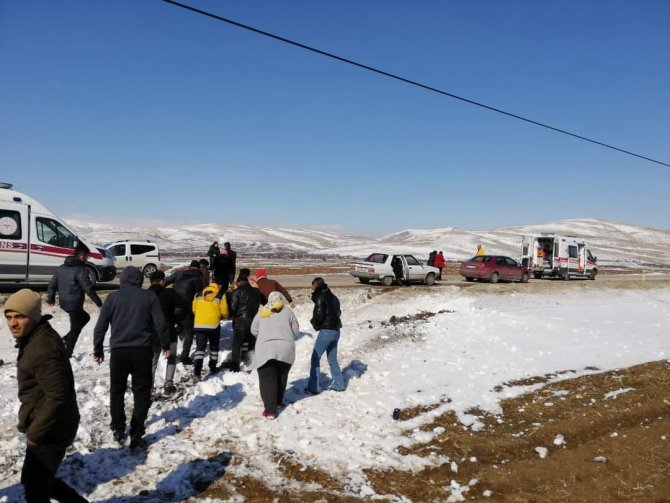 Şarampole Devrilen Otomobilde 5 Kişi Yaralandı.