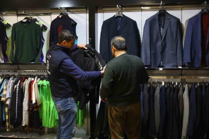 Denizli’ye Gelen Depremzedelerin Yaraları Sarılıyor