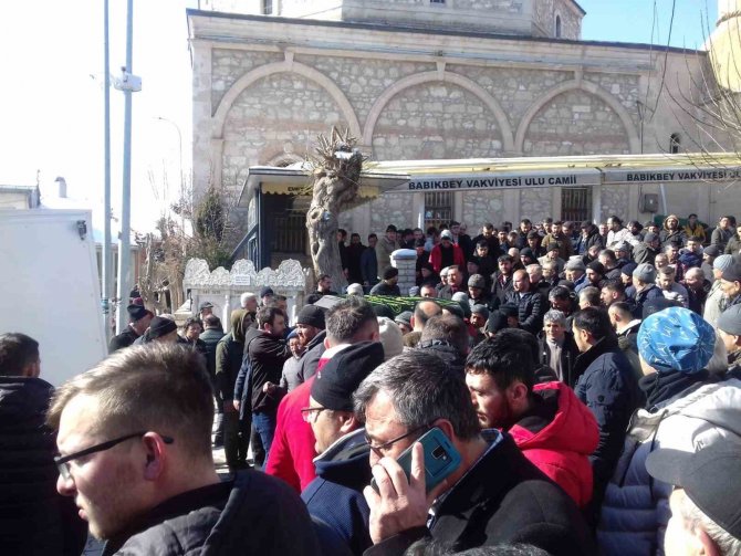 Depremde Hayatını Kaybeden Baba Ve Kızı Emet’te Toprağa Verildi