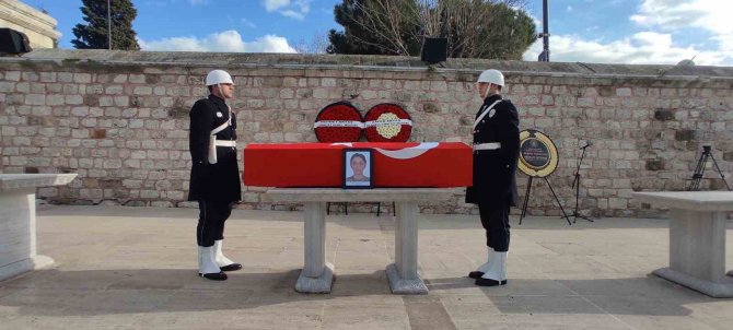 Depremde Hayatını Kaybeden Polis Memuru Son Yolculuğuna Uğurlandı