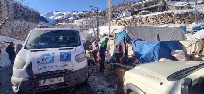 Erciyes A.ş. Tecrübeli Ve Teknik Ekibi İle Deprem Bölgesinde