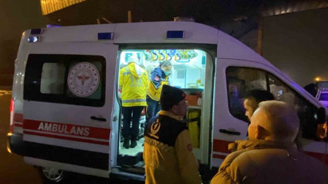 Meyve Sebze Halinde Bıçaklı Kavga: 1 Yaralı