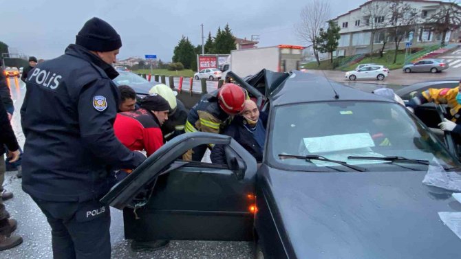 Ani Fren Kazaya Sebep Oldu: 2 Yaralı