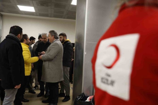 Aydınlıkevler Telekom Binası Yardım Koordinasyon Merkezi Oldu
