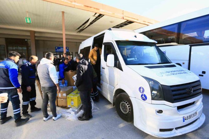 Büyükşehir, Depremzedeleri Muğla’ya Getiriyor