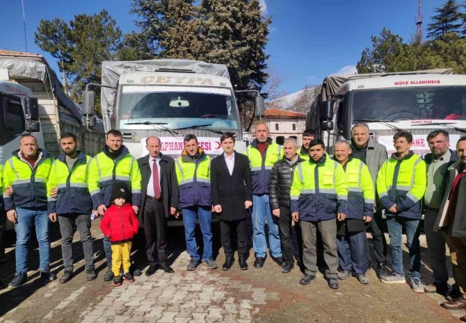 Şaphane Tek Yürek Oldu