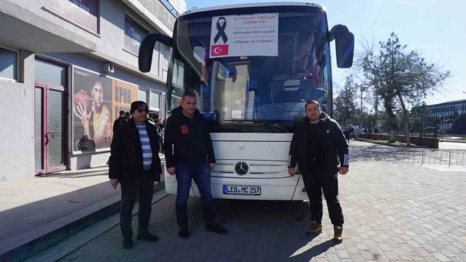 Yurt Dışında Yaşayan Gurbetçiler Depremzedeler İçin Tek Yürek Oldu