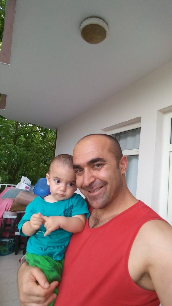 Depremde Hayatını Kaybedenlerin Defin İşlemleri Sürüyor