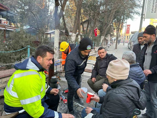 Başkan Soykan, Deprem Bölgesinden Seslendi: “Yaraları Birlikte Saracağız İnşallah”