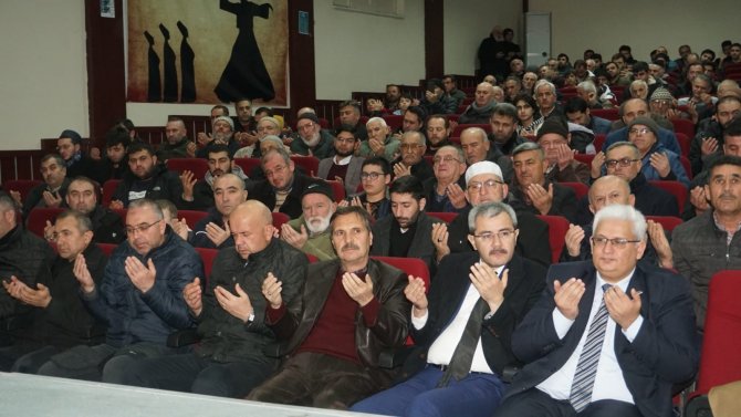 Depremzedeler İçin Eller Semaya Kalktı
