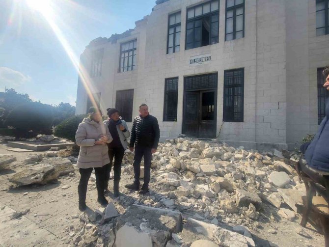 Lütfü Savaş: “İ̇şini Hakkıyla Yapmayan Müteahhidinden Bürokratına Herkesten Hesabı Sorulacak”