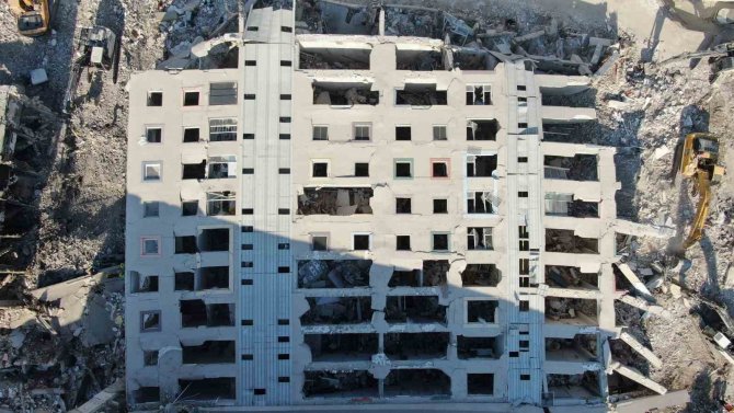 ’Cennetten Bir Köşe’ Denilerek Satılan Rezidansta Umutlar Tükeniyor