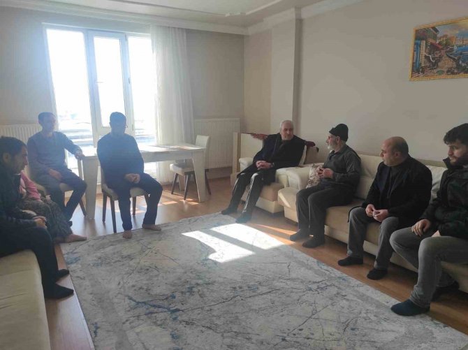 Depremzedeler Eleşkirt’te Yakınlarını Yanına Yerleştirildi