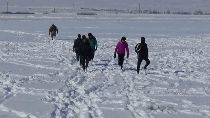 Kars’ta 53 Düzensiz Göçmen Yakalandı