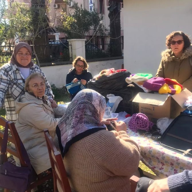 Köyceğizli Elsanatları Kursiyerlerinden Depremzedelere Isıtan Destek