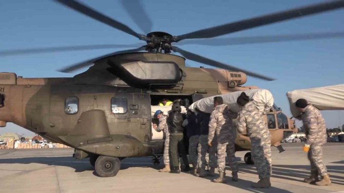 Mehmetçik Deprem Bölgesinde 19 Binden Fazla Çadır Kurulmasını Sağladı