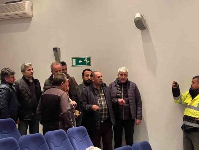 Değirmenci İ̇skenderun’da Depremzede Üyeleriyle Görüştü
