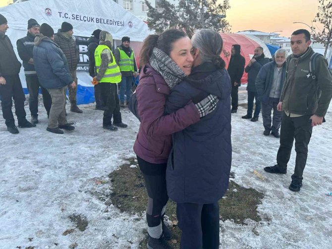 Selçuk Belediye Başkanı Sengel: "Ben Dönüyorum Ama Yüreğim Ve Aklım Malatya’da”