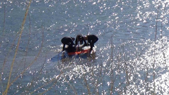 Munzur Çayı’nda Bir Erkek Cesedi Bulundu
