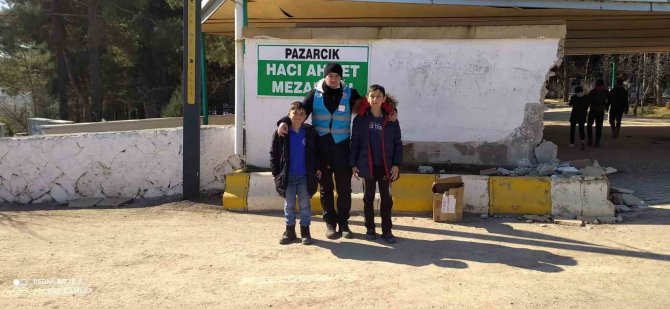 Özalp İ̇lçe Müftülüğü 15 Personel İle Deprem Bölgesinde